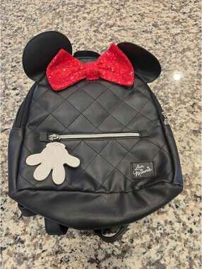 Disney Minnie Mouse Quilted Mini Backpack